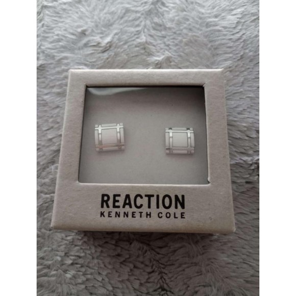 Kenneth Cole Reaction Men's Square Lines Silver Cufflinks - Picture 1 of 2